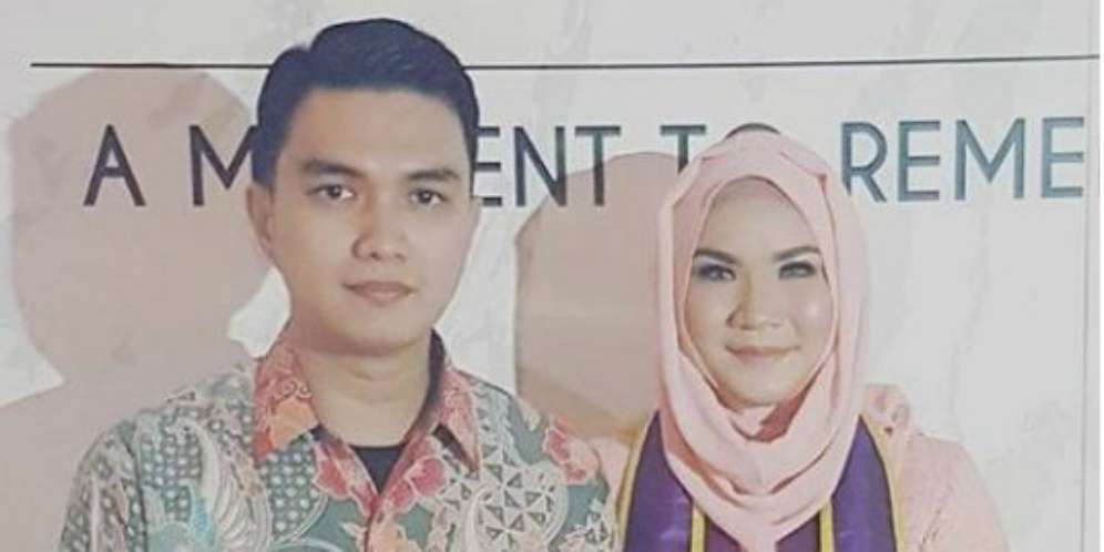 Aldi Taher dan istri