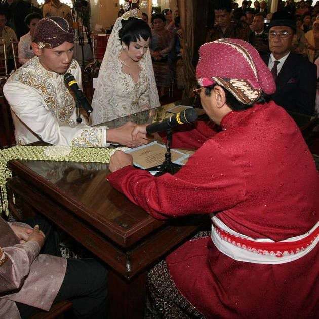 Agus Harimurti dan Annisa Pohan
