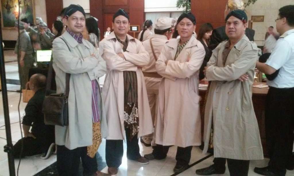 Kostum Jenderal Kostum Jenderal
