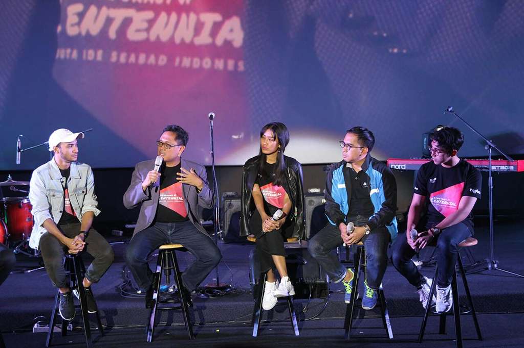 Democracy on Centennial Democracy on Centennial