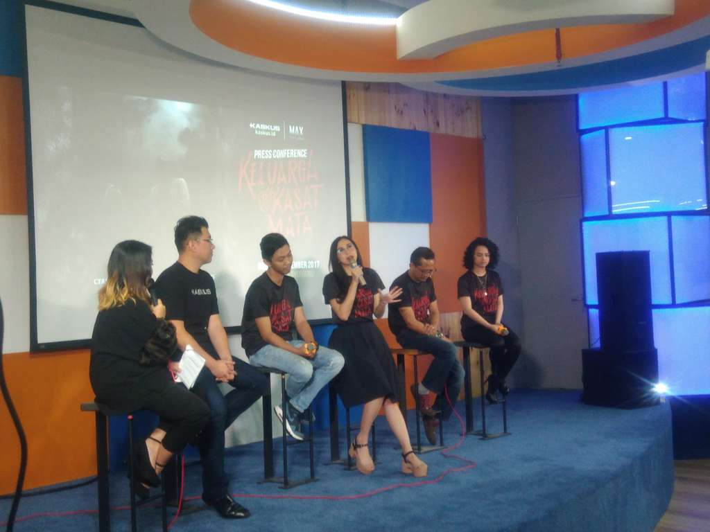 Konferensi pers Keluarga Tak Kasat Mata