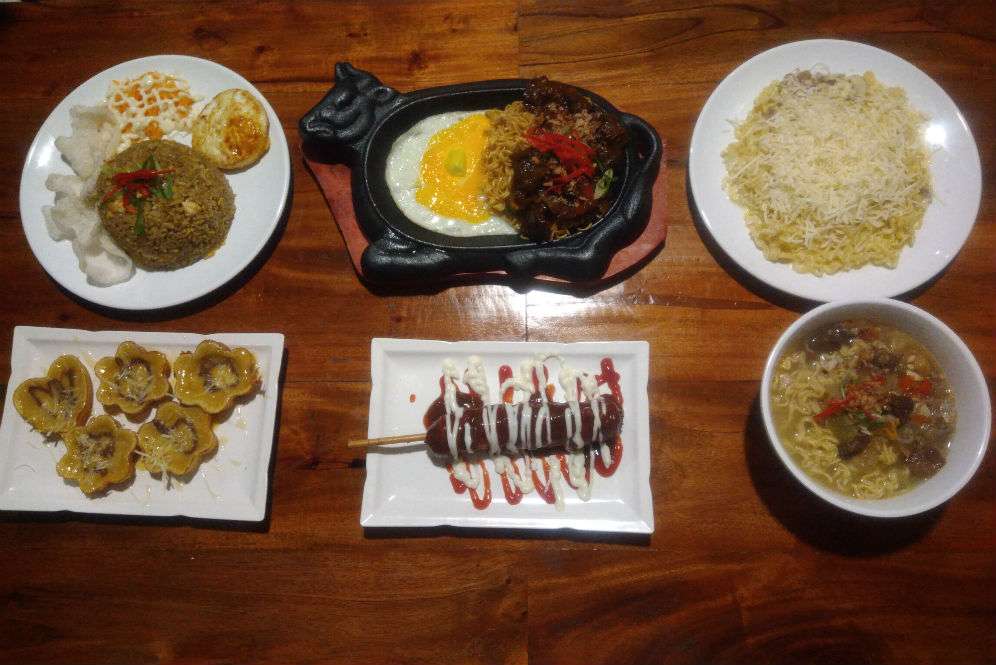 Ragam menu makanan di Wha's Up