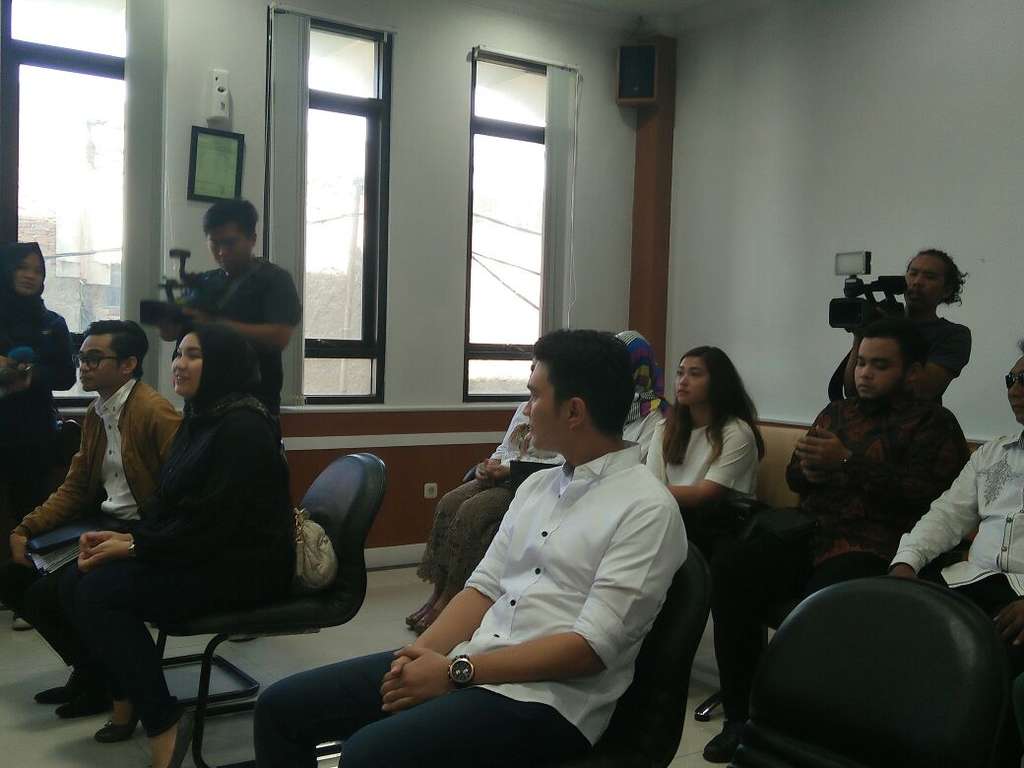 Sidang cerai Aldi Taher