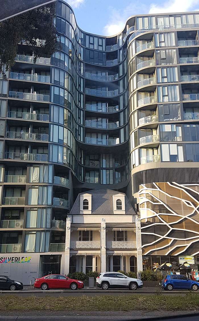 Rumah Gusur Rumah Gusur