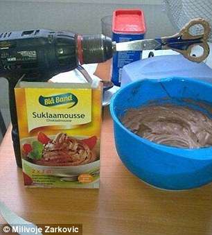 Malas Kreatif Malas Kreatif