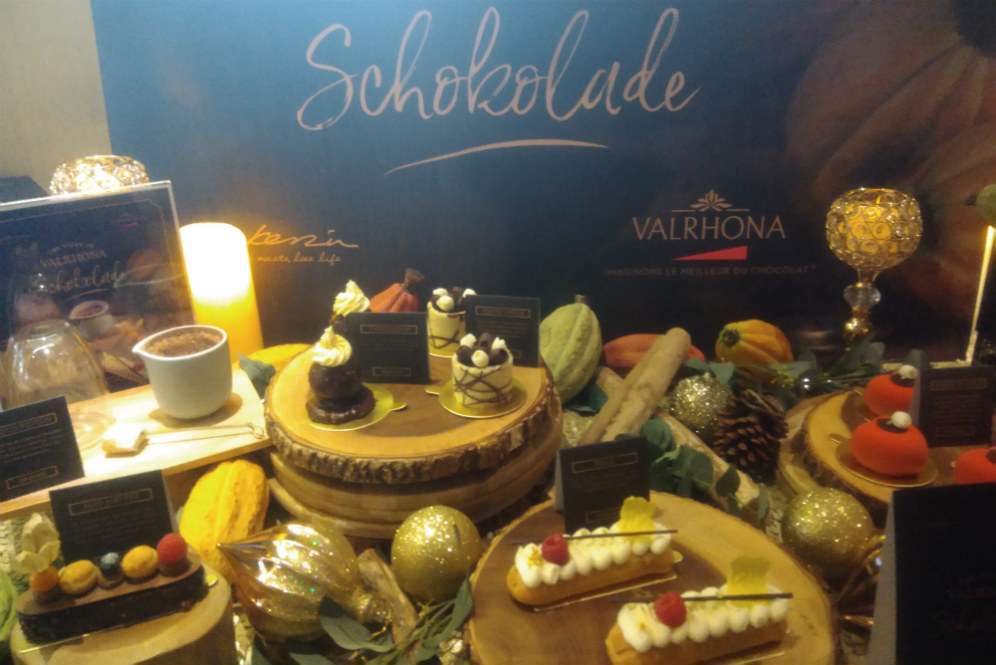 Menu cokelat dari Bakerzin