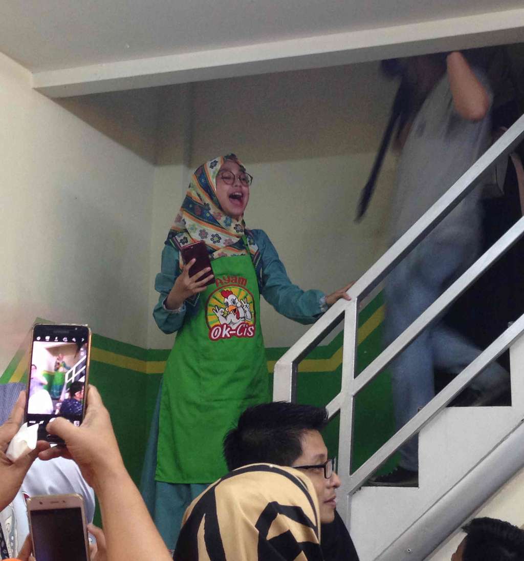 Ria Ricis saat peluncuran bisnis kuliner baru