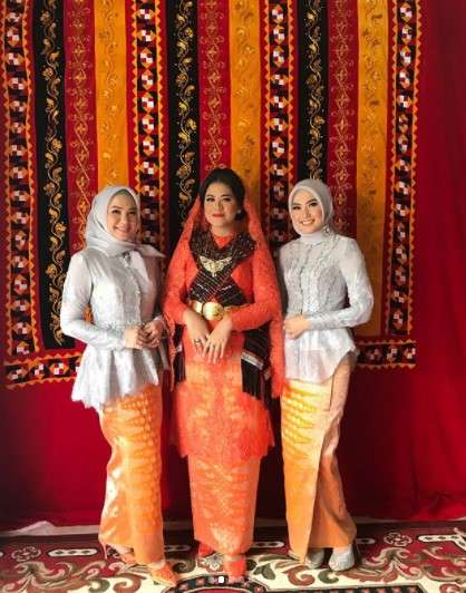 inge amalia nasution