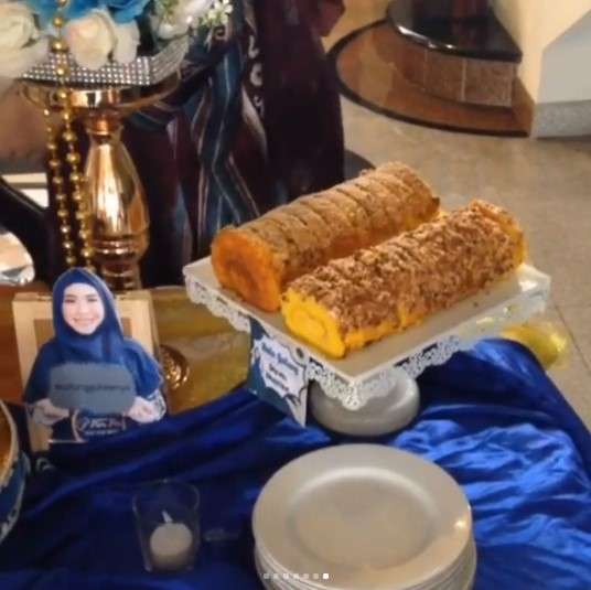 Oki setiana dewi Oki setiana dewi