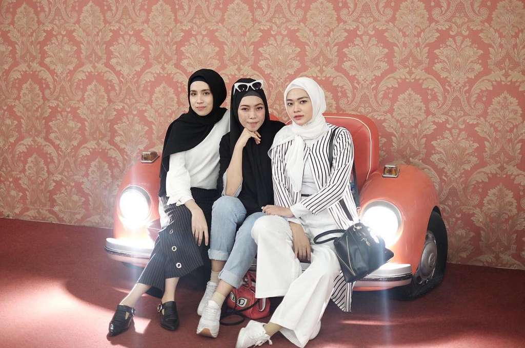 instagram.com/intanwidyananda/