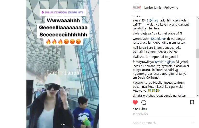 Syahrini ngamuk di bandara