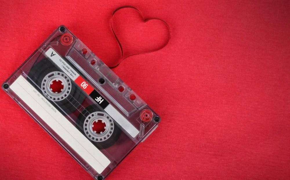 Gaya Pacaran Anak 90an