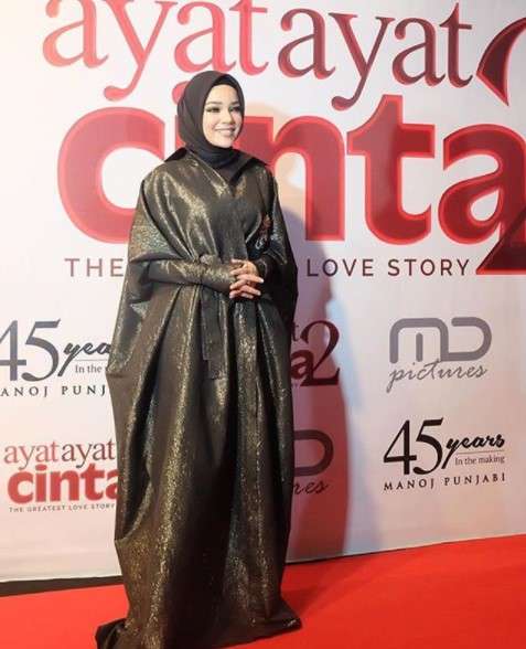 Dewi Sandra