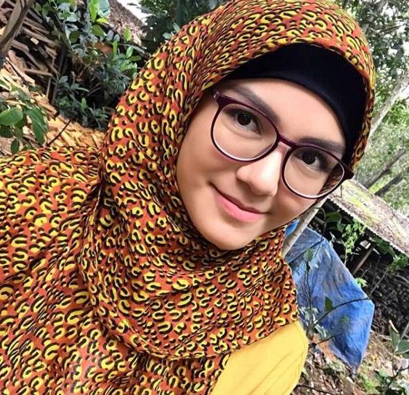 Nadya Almira