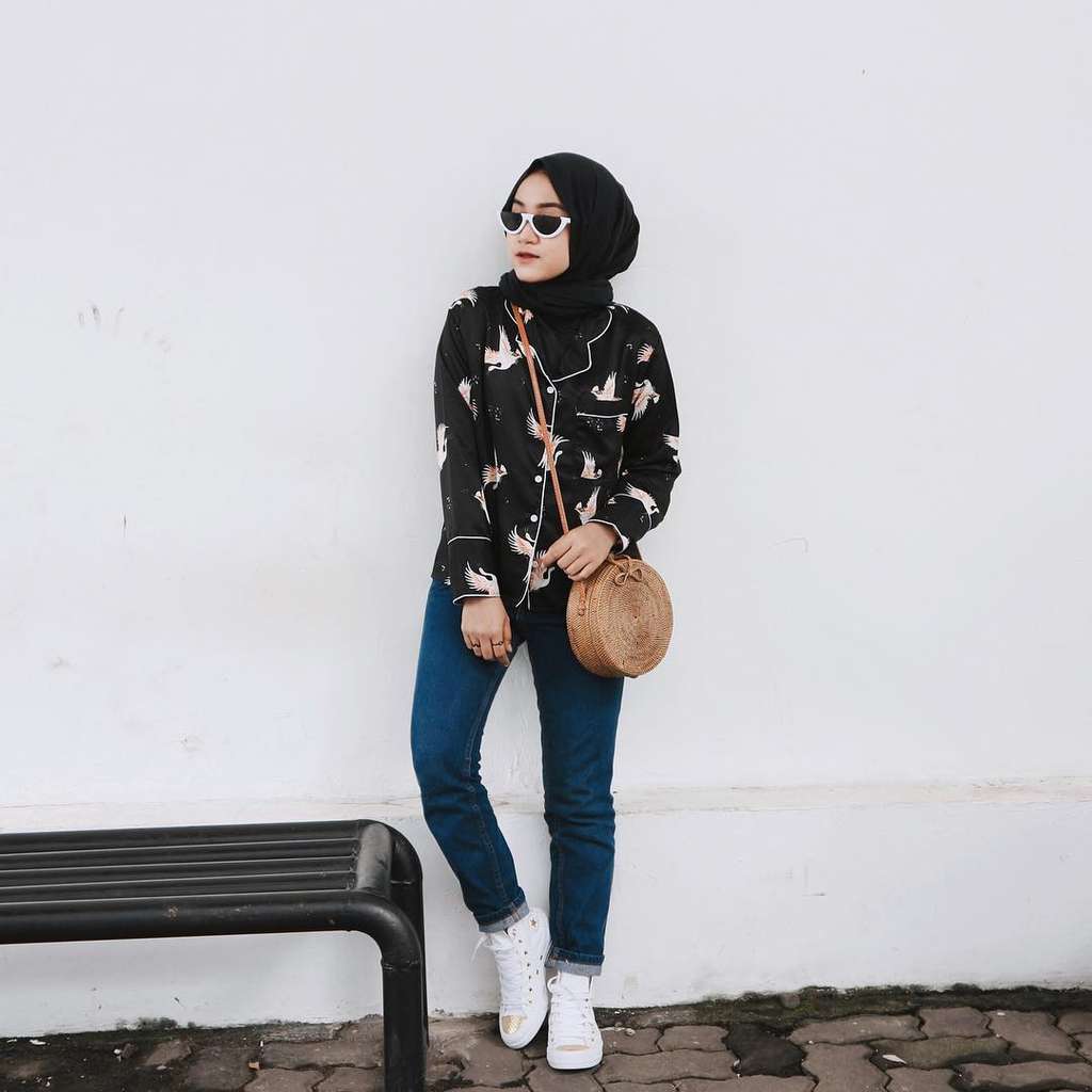 Instagram.com/inayustian_