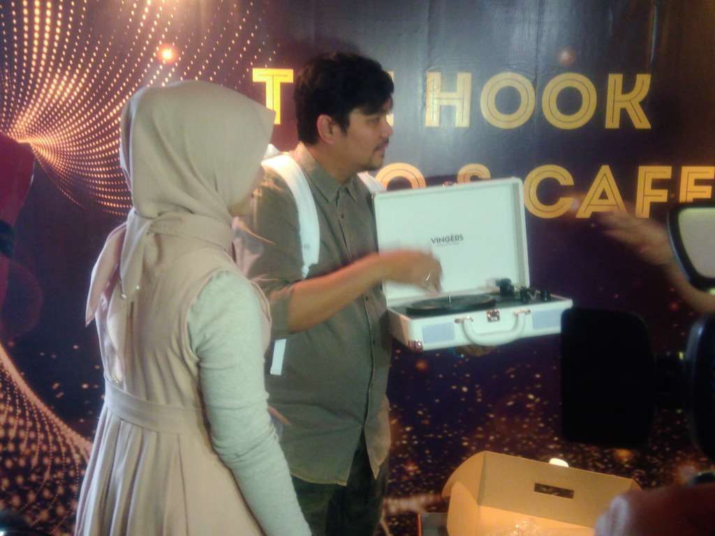 indra bekti