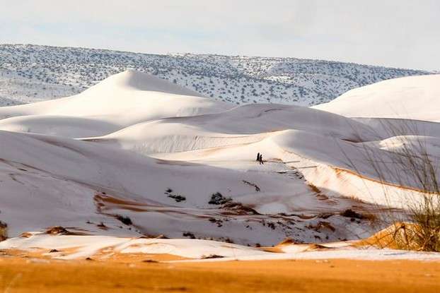 Salju Turun di Gurun Sahara 5