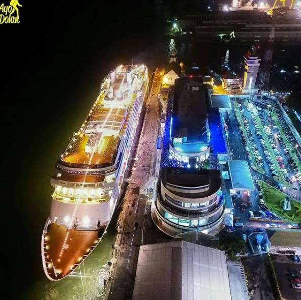 kapal surabaya