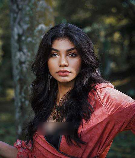 Jihane Almira