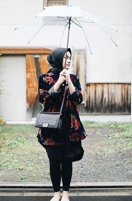 Ayudia Bing Slamet