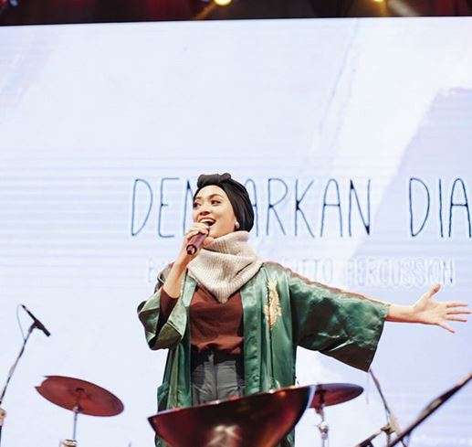 Ayudia Bing Slamet