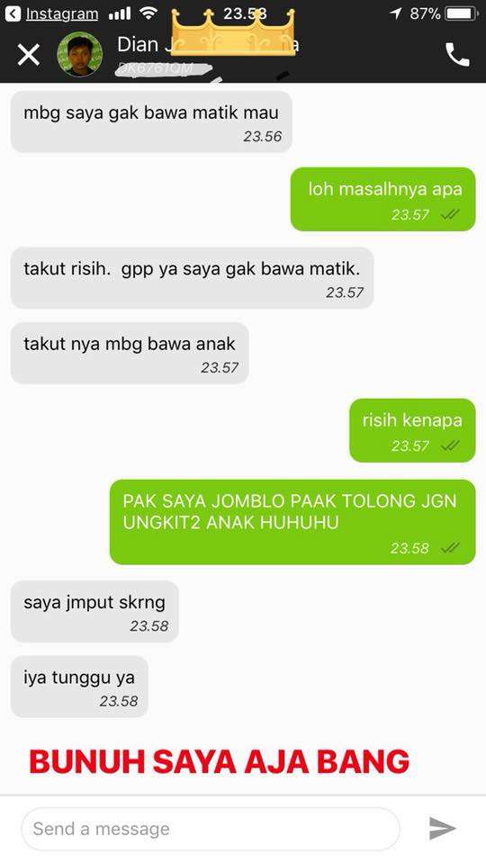 Percakapan pengemudi ojek online dengan penumpang