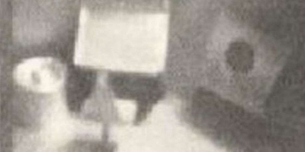 Ruangan kontrol pesawat yang ditumpangi alien
