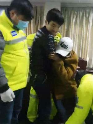 Pemain gim mendadak lumpuh