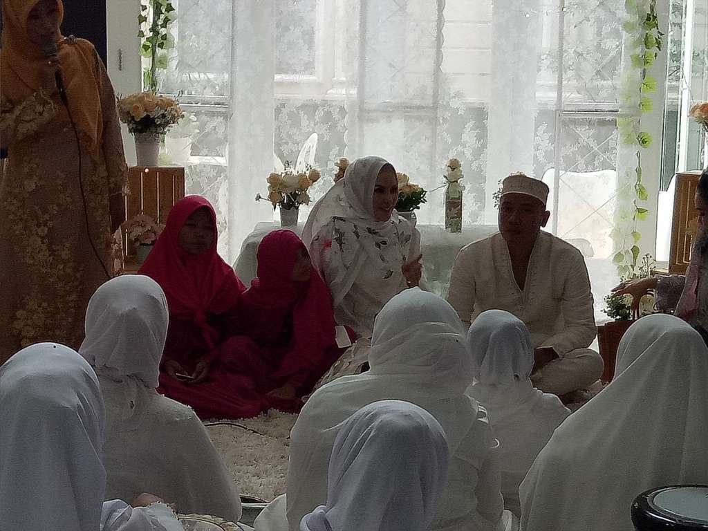 suasana pengajian angel angel dan vicky suasana pengajian angel angel dan vicky