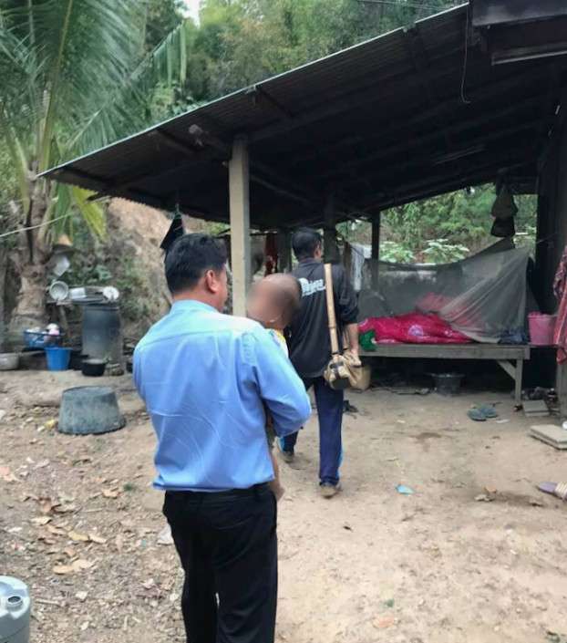 Bayi Merangkak ke Tengah Jalan Raya 2
