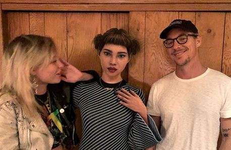 @LilMiquela @LilMiquela