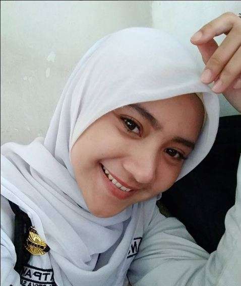 Satpam cantik