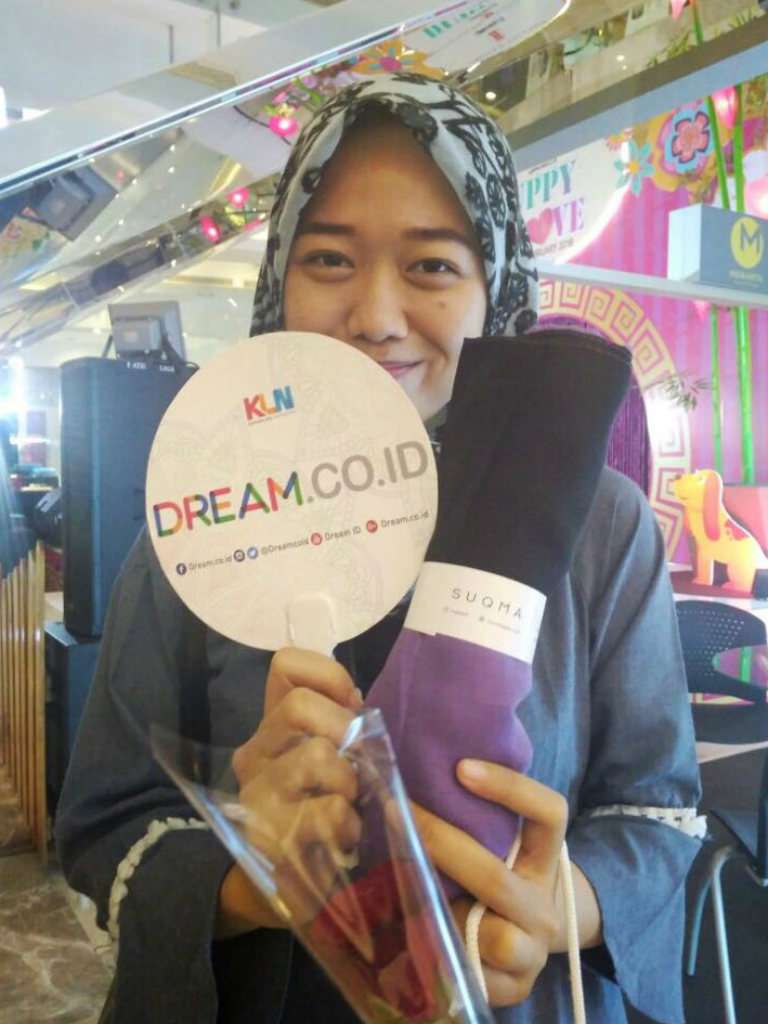 Salah satu pengunjung di acara Hijab Day Dream.co.id