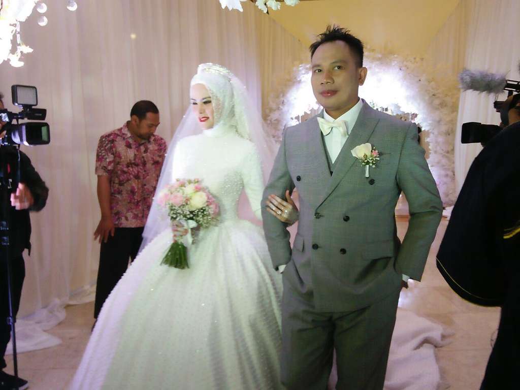 vicky dan angel lelga