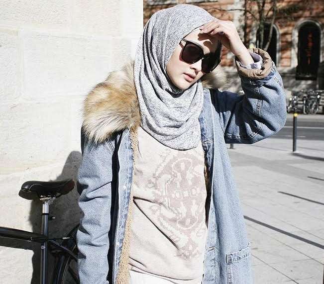 Putri Hasanah Kurnia Putri Hasanah Kurnia