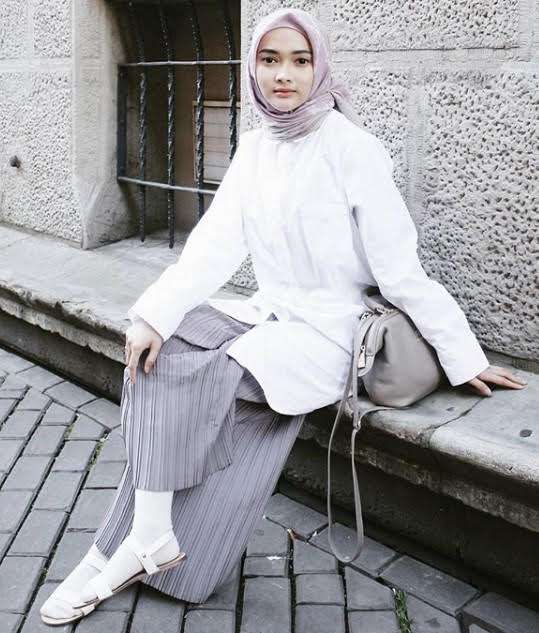 Putri Hasanah Kurnia Putri Hasanah Kurnia