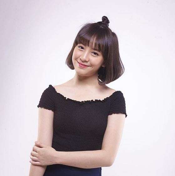 Adhisty Zara