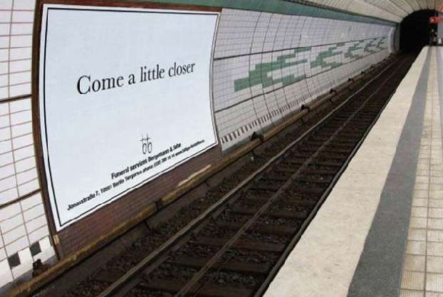Iklan Fail Karena Salah Tempat 10 Iklan Fail Karena Salah Tempat 10