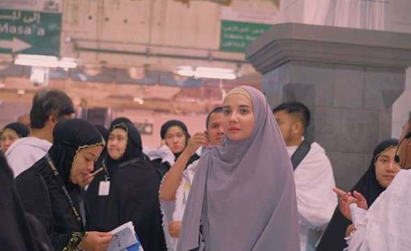 Zaskia Sungkar Zaskia Sungkar