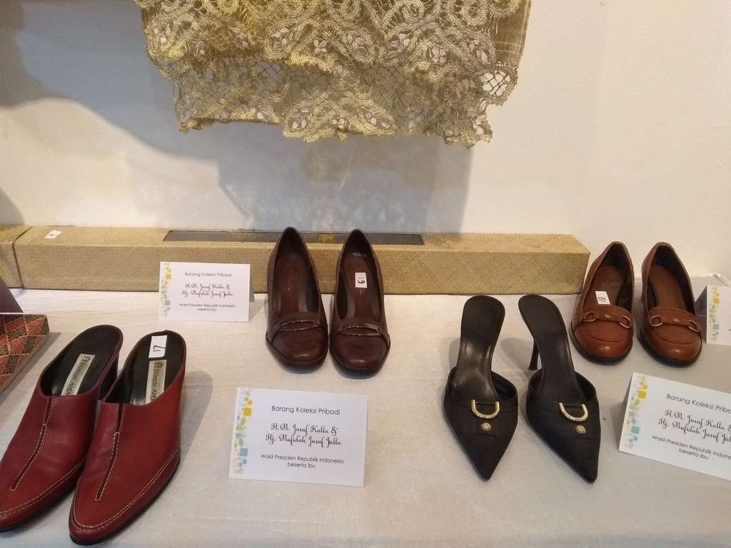 lelang item fashion ibu pejabat
