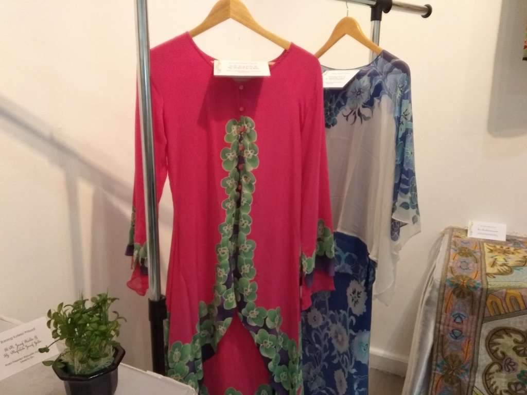 lelang item fashion ibu pejabat