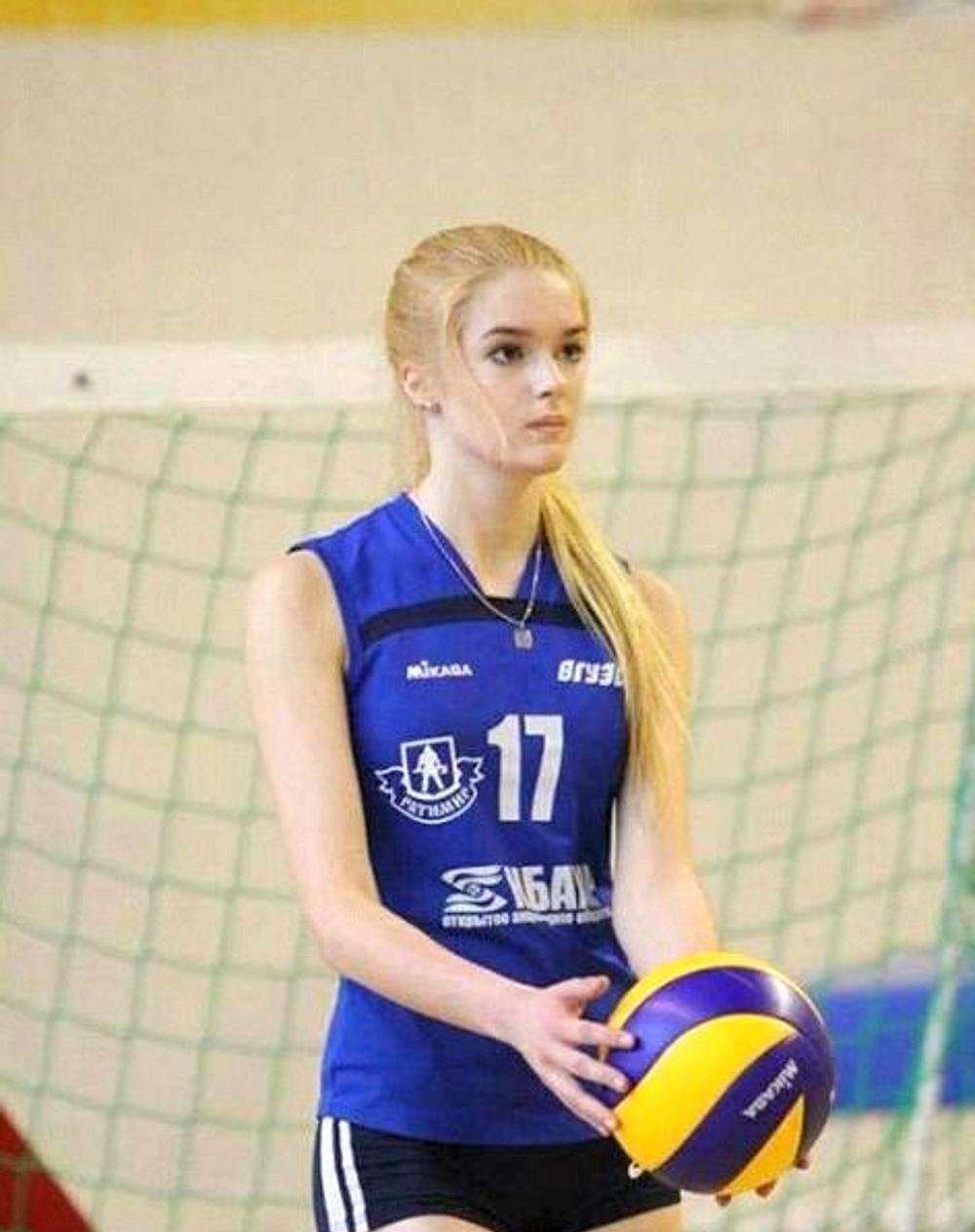 Alisa Manyonok Saat Masih Jadi Atlet Voli