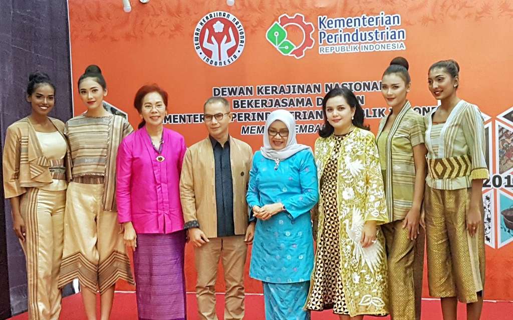 Pesona Busana dan Aksesoris Nusantara 2018