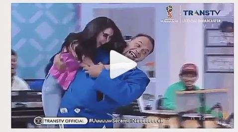 ayu tng ting dibanting