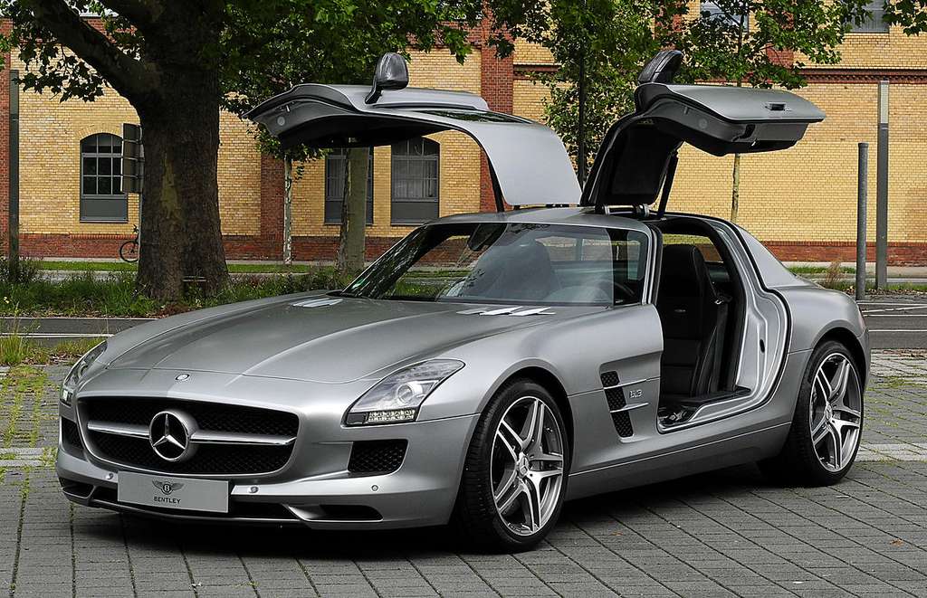 mobil mewah