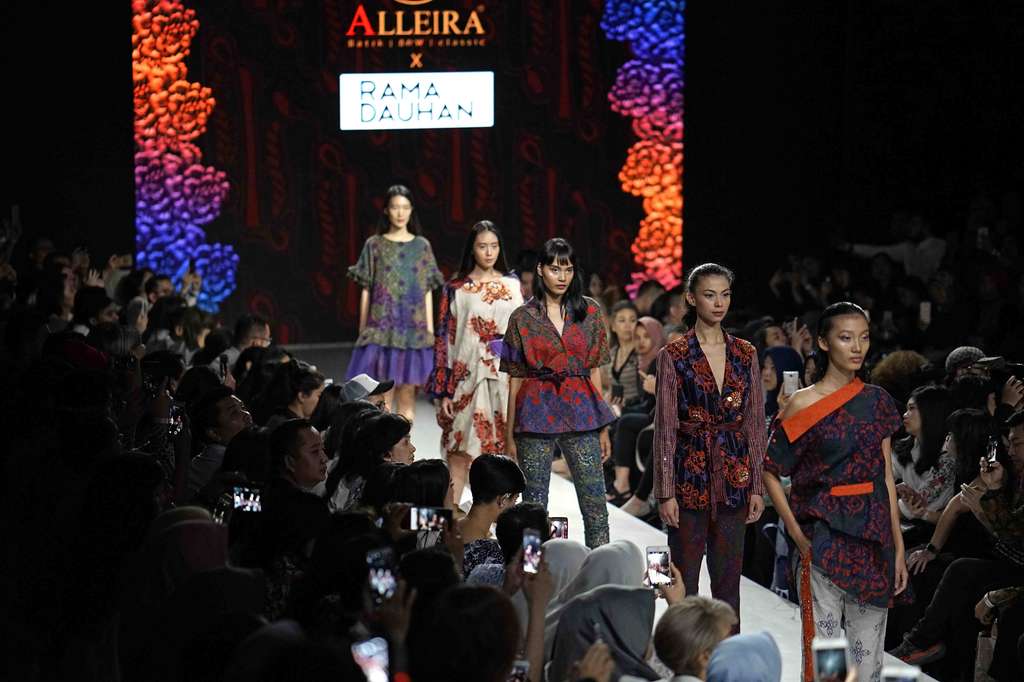 Alleira Batik Alleira Batik
