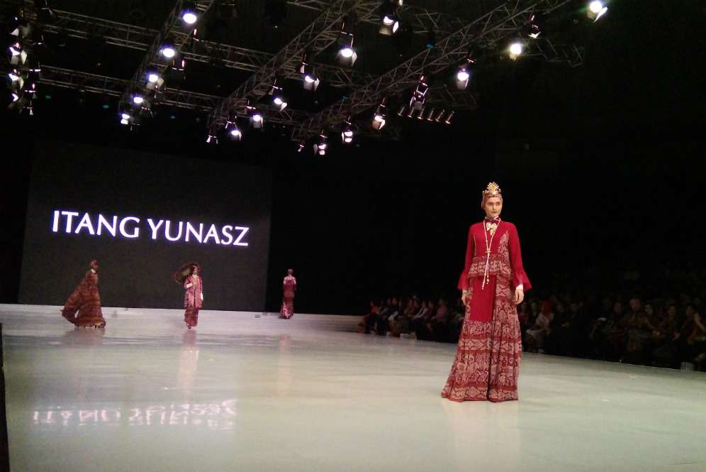 Itang Yunasz/ Cynthia Amanda Male-Dream.co.id