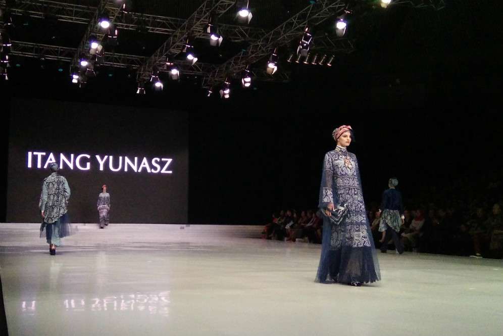 Itang Yunasz/ Cynthia Amanda Male-Dream.co.id