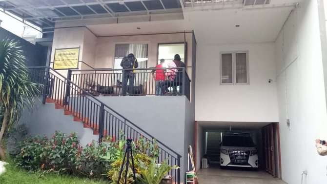 Rumah Direktur Utama agen perjalanan umrah Abu Tours