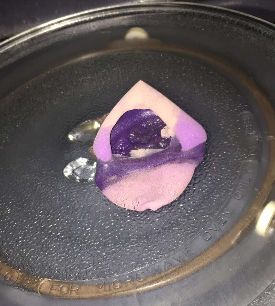 Twitter @alanamcsherax Twitter @alanamcsherax